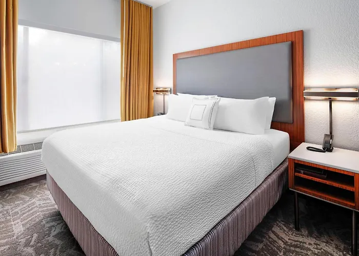 Hotel Springhill North 3*
